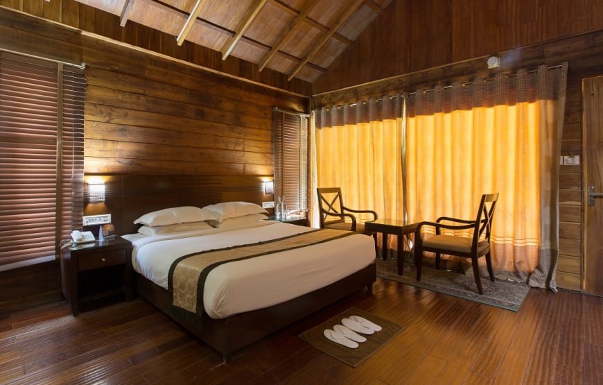 Tropical Cottage Room