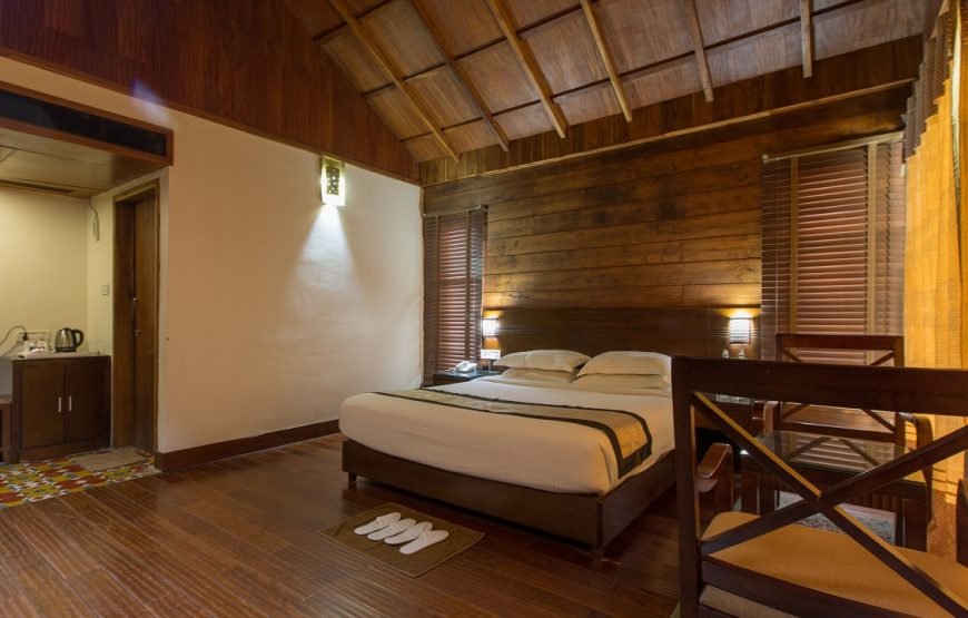 Tropical Cottage Room